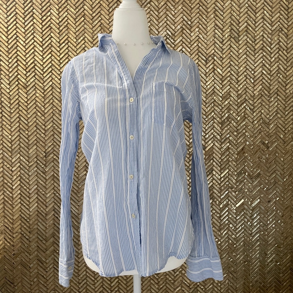GAP - Button Down Blouse
